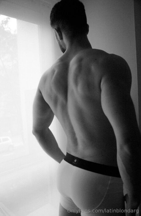 Latinblondarg star high quality pictures