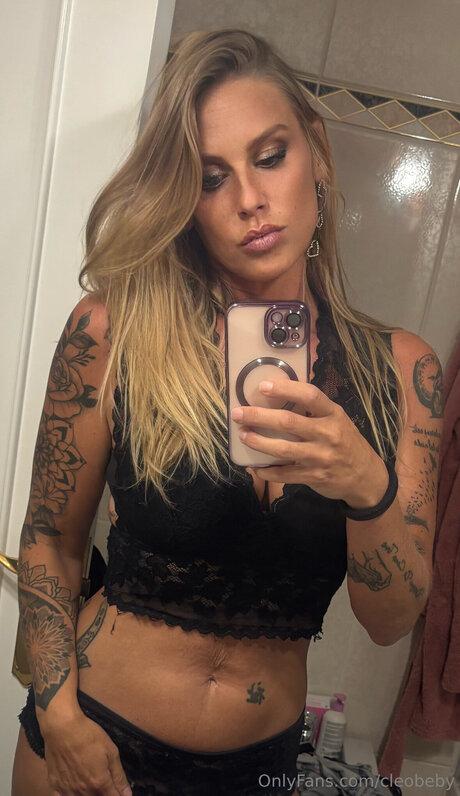 Cleobeby pornographic actress pictures
