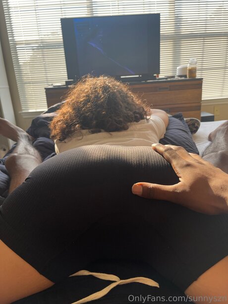 Sunnyszn model erotic img