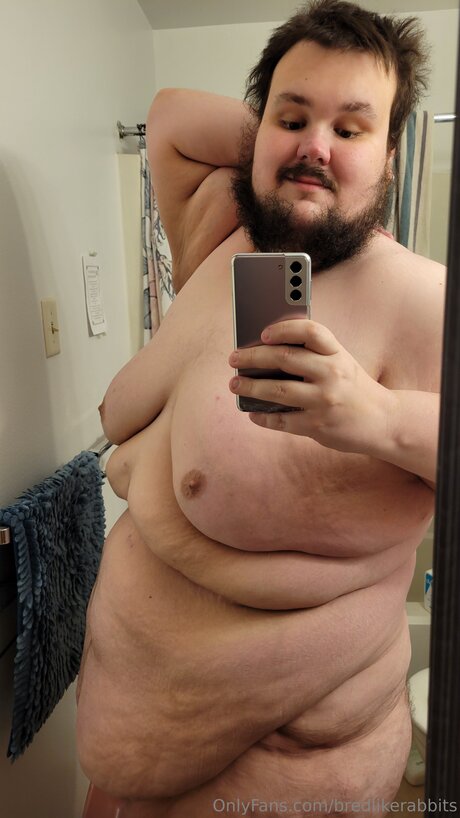 Bredlikerabbits model nudes photo