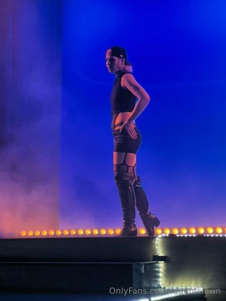 Faggotclown star best photo