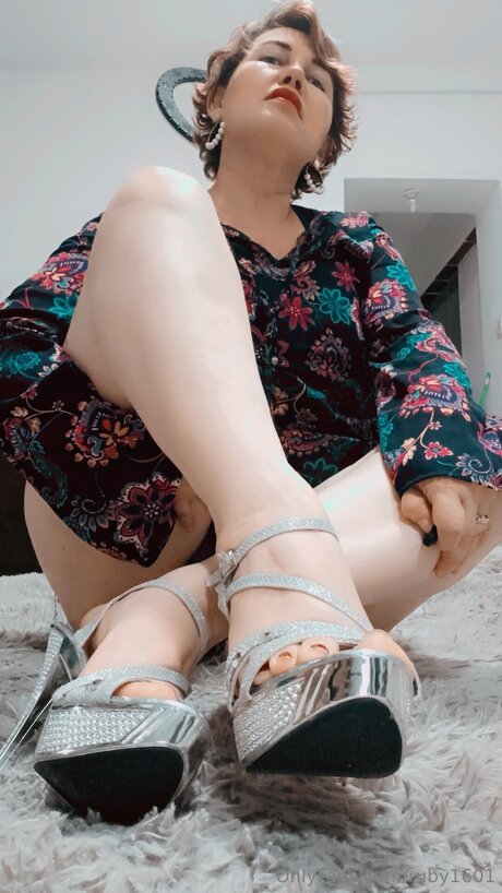 Ruby1601 nude model pictures