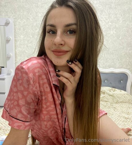 Starryscarlet hot model photos