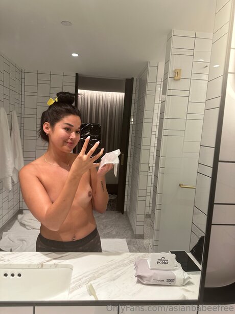 Asianbabeefree naked pornstar img
