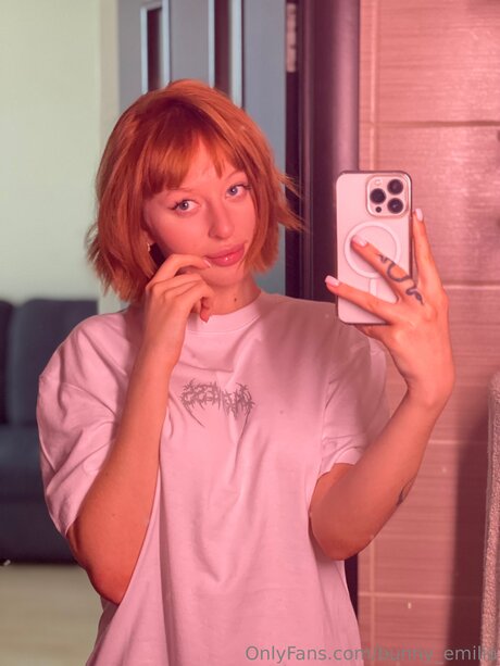 Bunny Emilia star sex picture