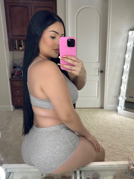 Glambycandy beautiful model photo