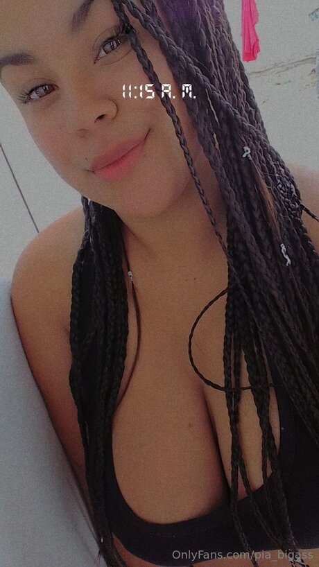 Pia Bigass nudes actress pics