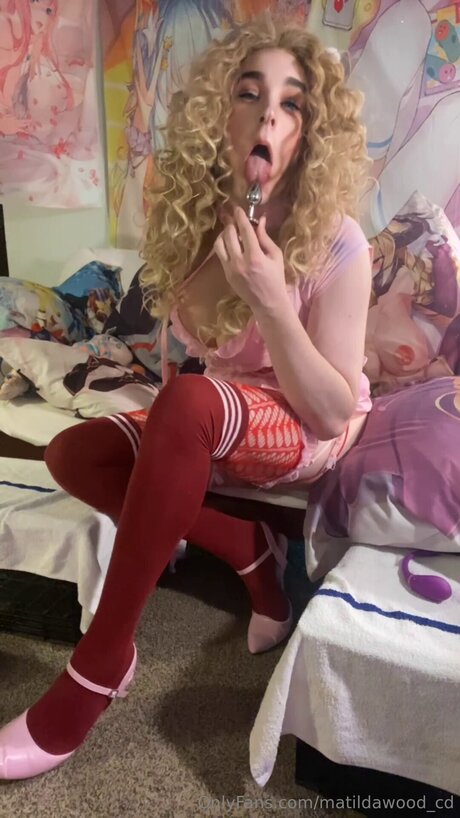 Matildawood Cd star pretty photos