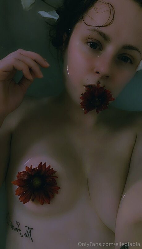 Ellediabla hot model archive