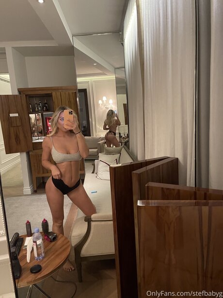 Babystefg erotic model img