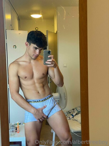 Albertfreeboy nudes star images