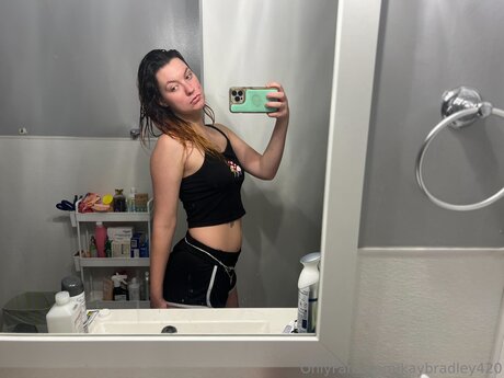 Kaybradley420 model nudes img