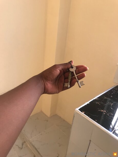 Ebony Aisha sexy actress images