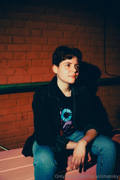 Carsonolshansky model pretty pics