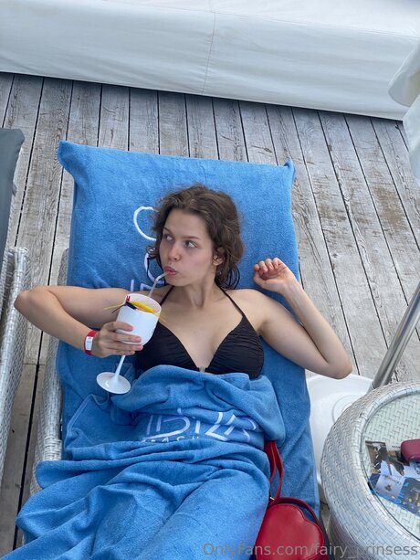 Fairy Prinsess pretty actress picture