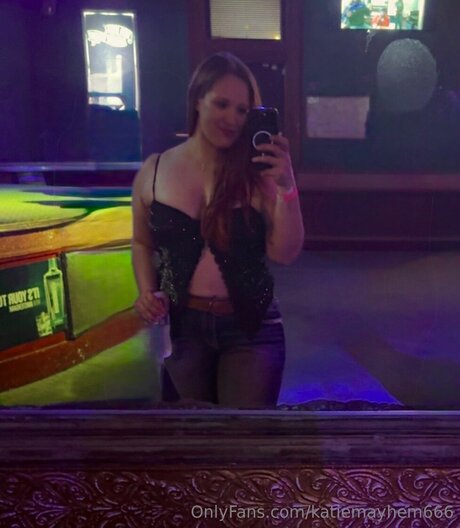 Katiemayhem666 pornstar hd image