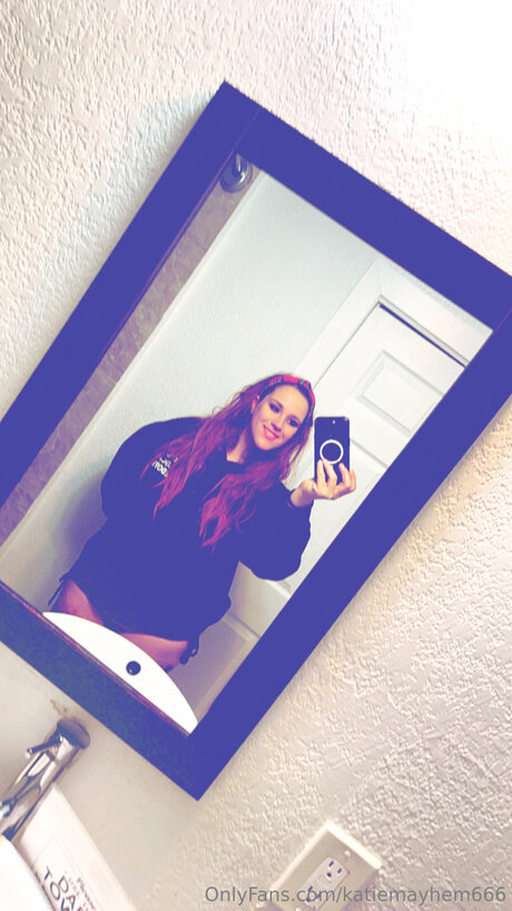 Katiemayhem666 pornstar pics
