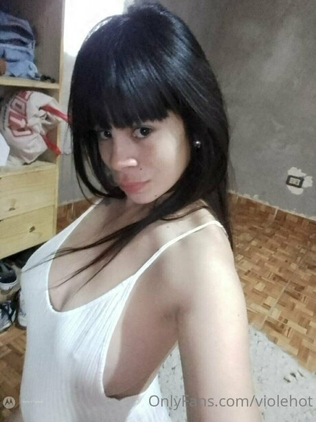 Violehot model naked gallery