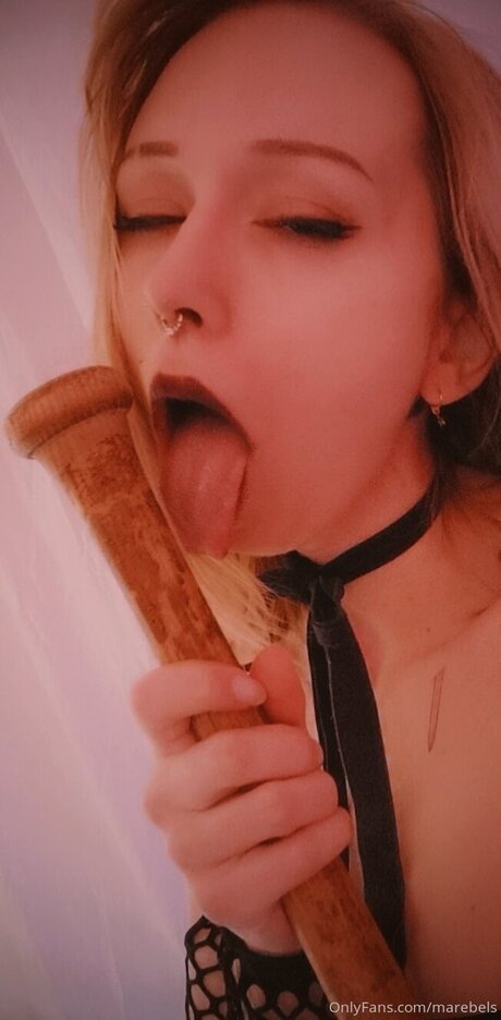 Rebelsarchive porn model images