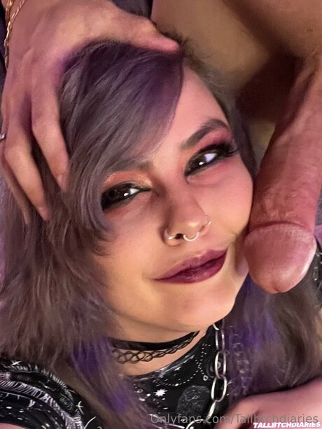 Tallbtchdiaries top actress galleries