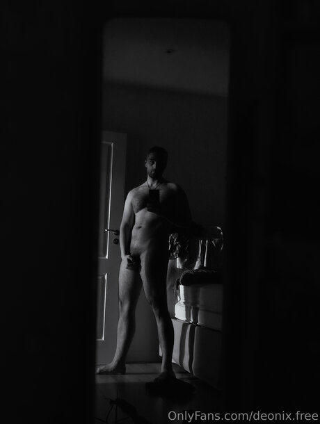 Deonix Free nudes model photo