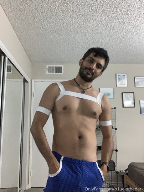 B1ueinthedark free pornstar image