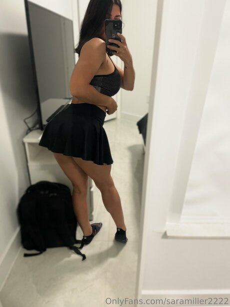 Saramiller2222 model perfect picture