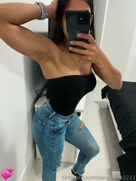 Saramiller2222 model sexy pics