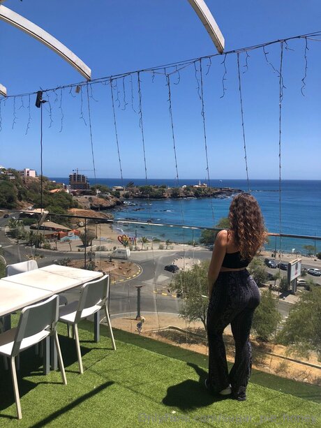 Sugar Pie Honey model xxx galleries