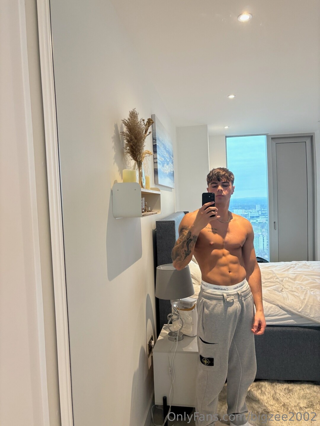 Bigzee2002 star nudes pictures