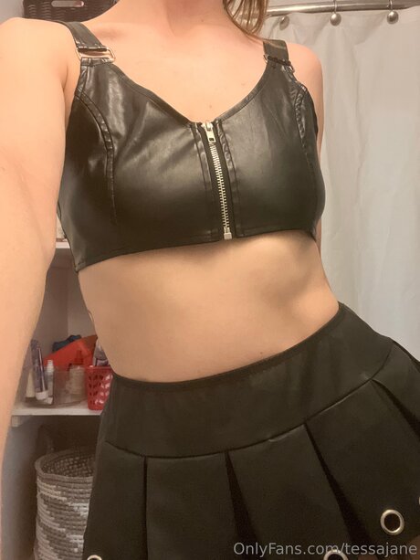 Tessajane star erotic picture