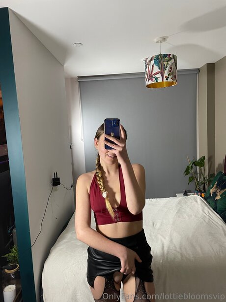Lottiebloomsvip pornstar pretty photos