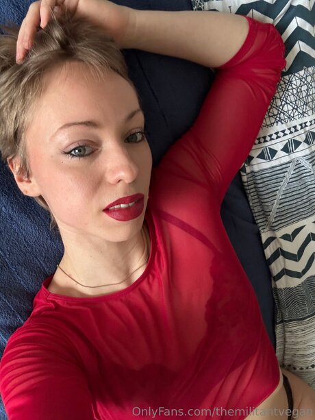 Diemilitanteveganerin pornographic model photos