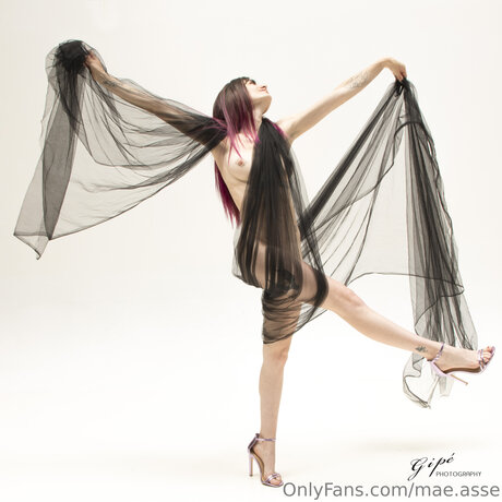 Maepurple Off pornstar sexy pics