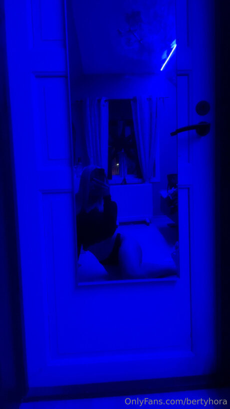 Bertyhora nude star galleries