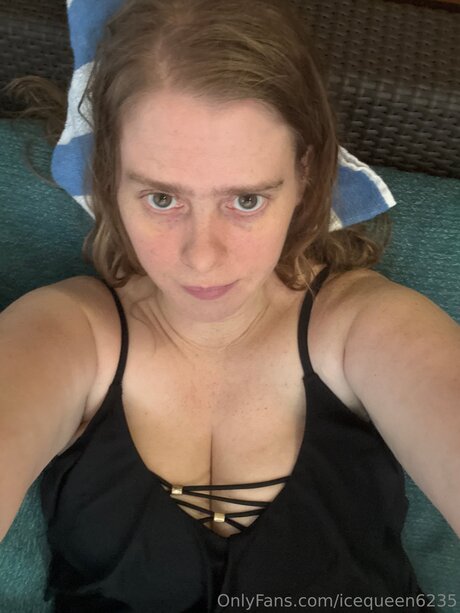 Icequeen6235 adult actress images