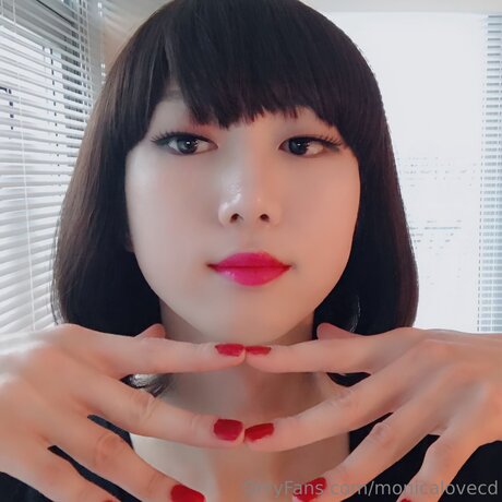 Monicalovecd model exclusive picture