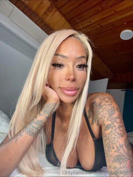 Desiwiththetatts pornstar nudes archive