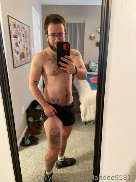 Dylandixon nude model pictures