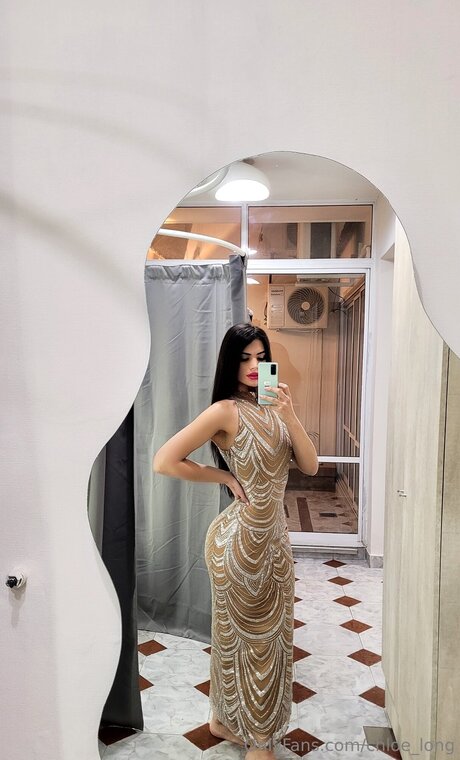 Chloe Long pretty model pic