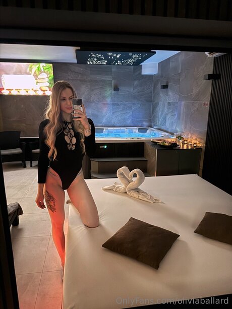 Oliviaballard nudes actress image