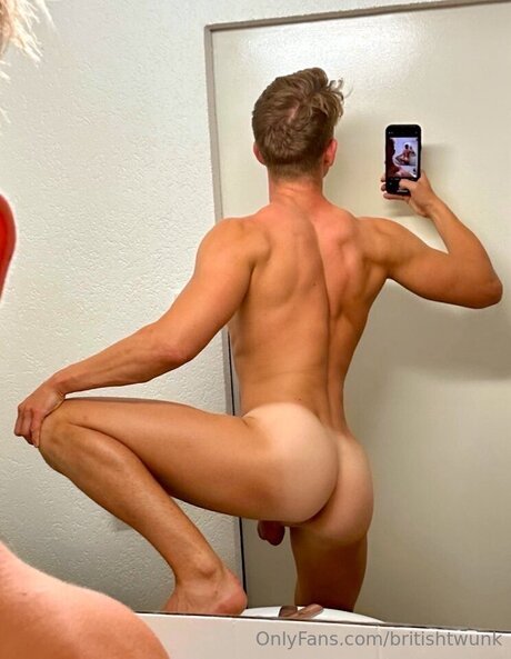 Britishtwunk star top gallery