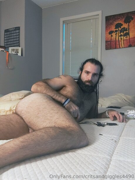 Critsandgiggles4490 xxx model img