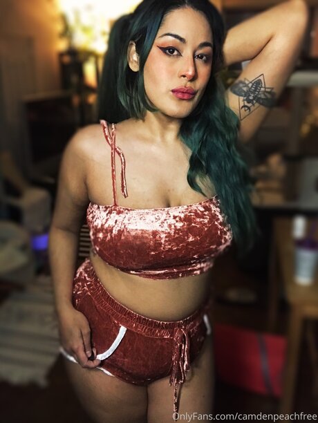 Camdenpeachfree adult actress img