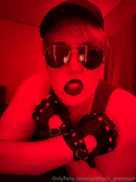 milf glasses onlyfans best photos