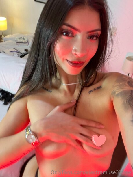 Electramuse33free naked actress photos