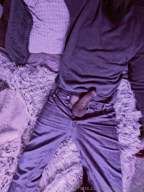 Benjiboixxxfree erotic model gallery