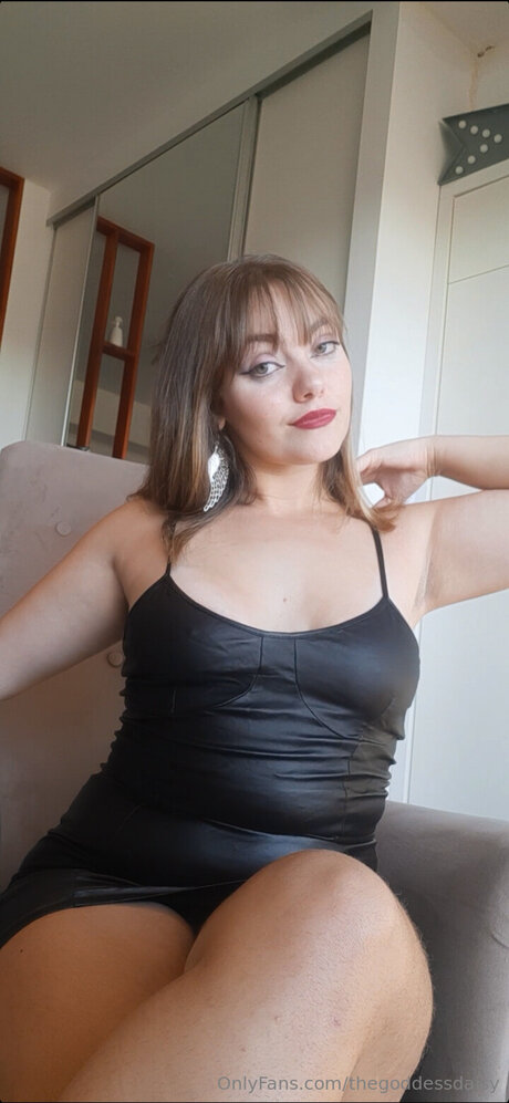 Thegoddessdaisy free model pic