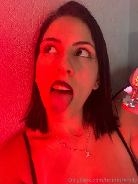 Brunettemily pornstar nudes archive