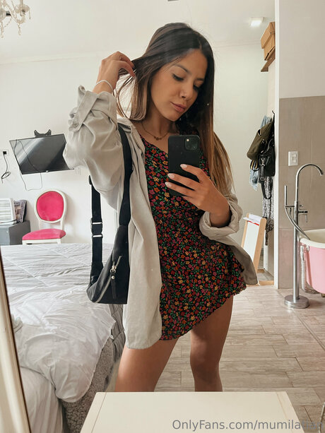 Mumilatian perfect model photos